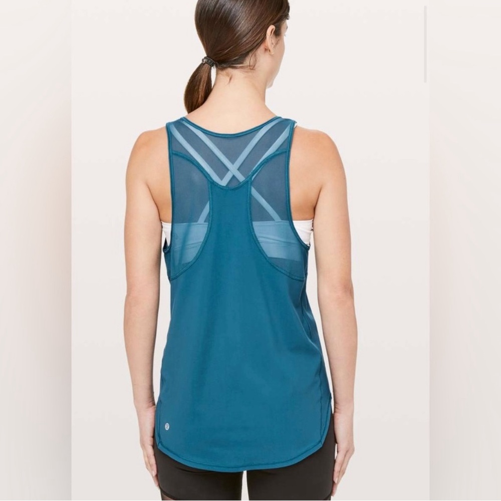 Lululemon sculpt tank II mesh panel tank top medium